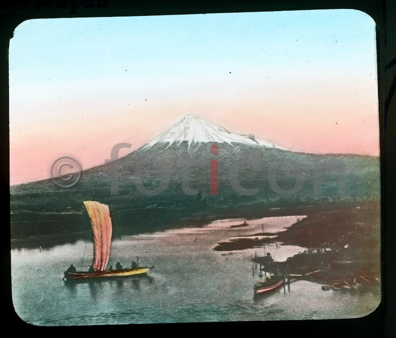 Japan, der Fujiyama -- The Fuji - Foto foticon-simon-vulkanismus-359-068.jpg | foticon.de - Bilddatenbank für Motive aus Geschichte und Kultur